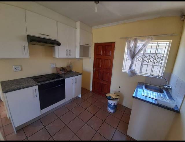 3 BEDROOM PROPERTY TO RENT IN COSMO CITY